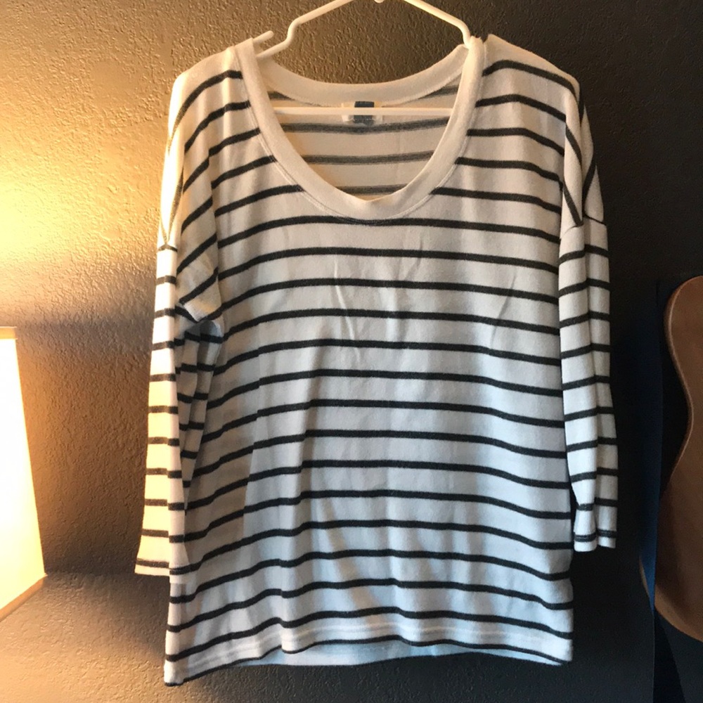 Old navy sweater